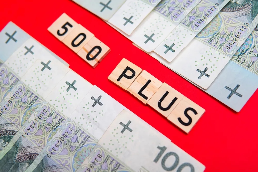 Jak złożyć wniosek o 500 plus online i uniknąć problemów z aplikacją