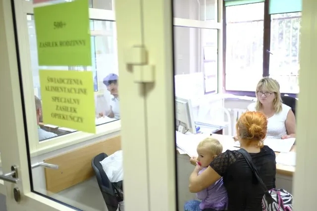500 plus na pierwsze dziecko od kiedy – poznaj ważne terminy i zasady